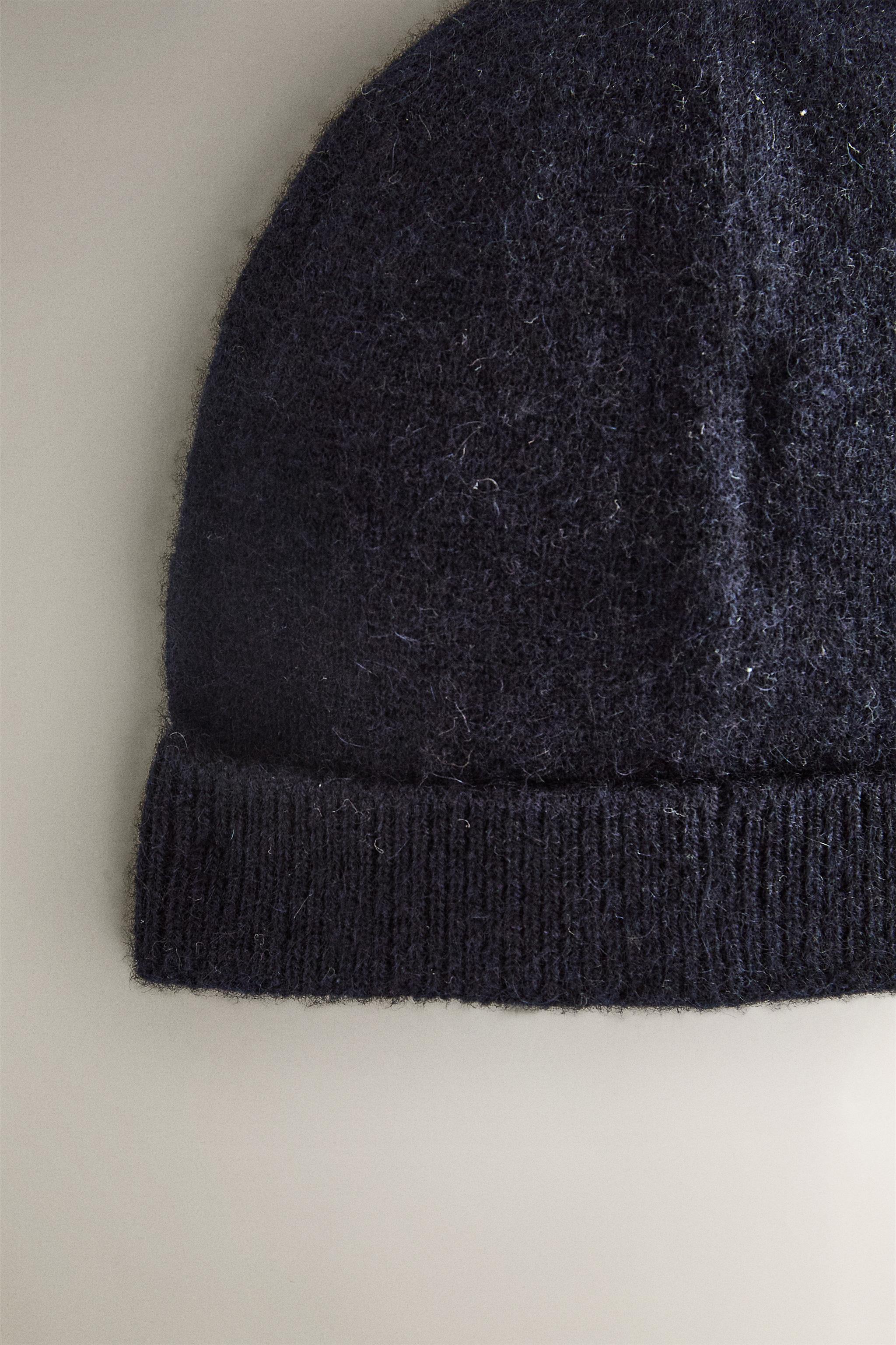 CASHMERE BABY HAT